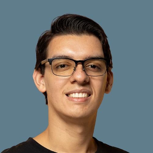 Robert Ramírez